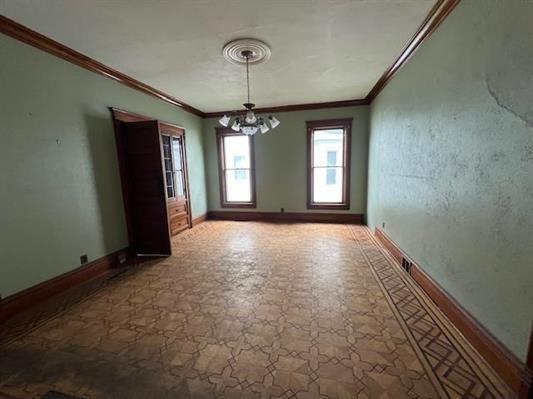 642 W Stephenson St, Freeport, IL 61032 - photo 7