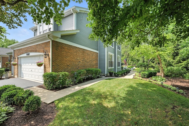 901 Heathrow Ln, Naperville, IL 60540 - photo 1