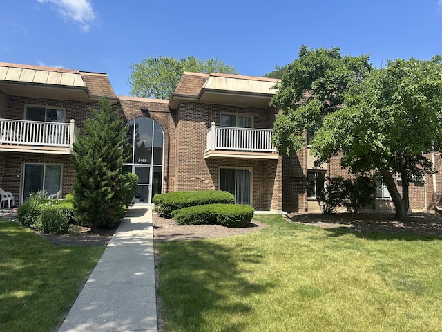 2426 N Kennicott Ave Unit 1D, Arlington Heights, IL 60004 - view of building exterior