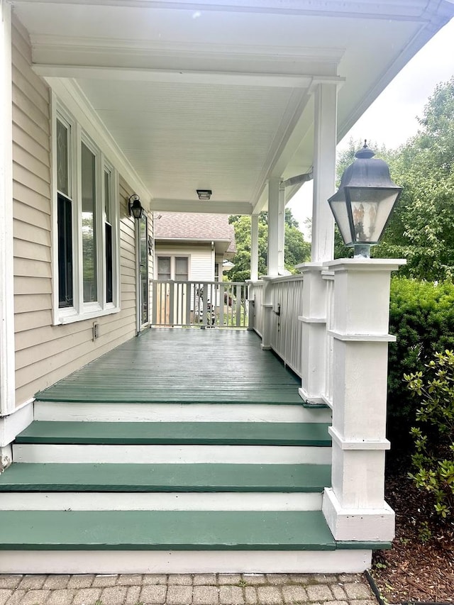 316 N Worth Ave, Elgin, IL 60123 - view of porch