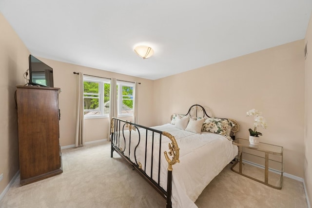 21705 W Hilandale Ct, Kildeer, IL 60047 - bedroom with light carpet and baseboards