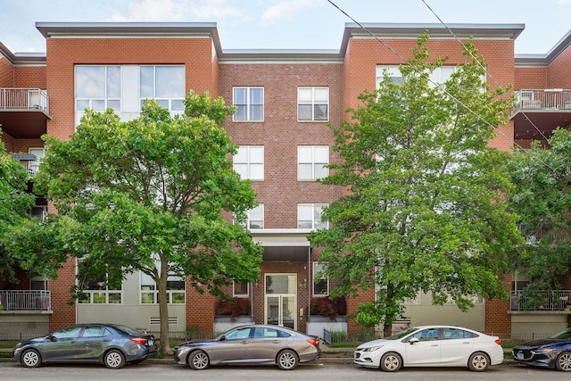 1825 N Winnebago Ave Unit 101, Chicago, IL 60647 - view of building exterior