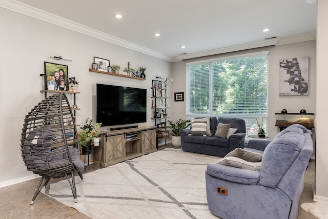 1825 N Winnebago Ave Unit 101, Chicago, IL 60647 - living area featuring crown molding and recessed lighting