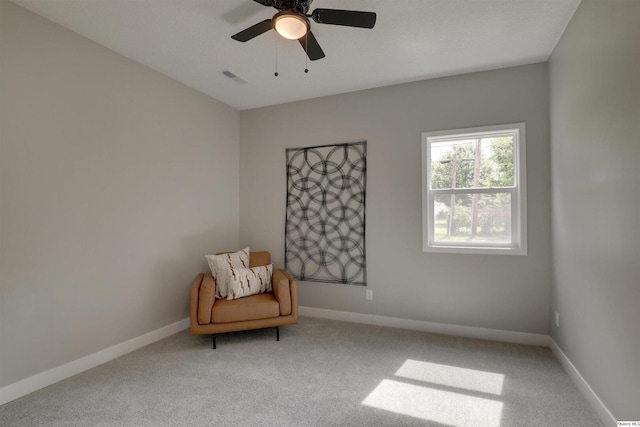 1418 N 6th, Quincy, IL 62301 - sitting room with carpet and a ceiling fan