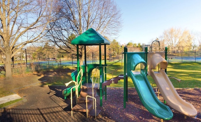 434C Woodview Rd Unit C, Lake Barrington, IL 60010 - community jungle gym with a tennis court