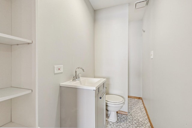 1228 N Lake Shore Dr, Round Lake Beach, IL 60073 - half bath with toilet and vanity
