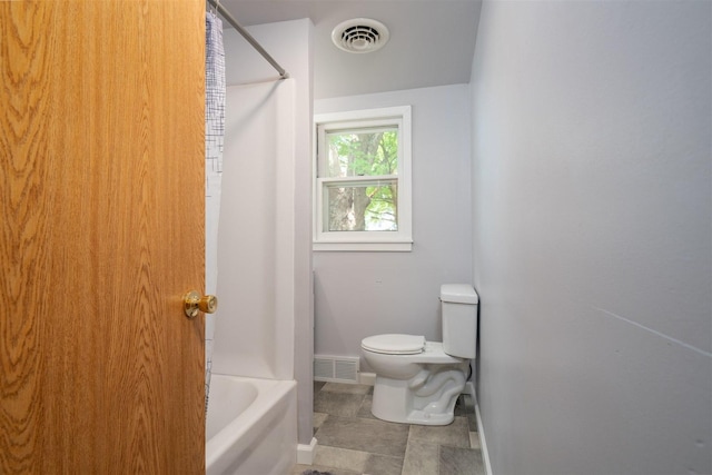 112 NW Adams St N, Hopedale, IL 61747 - bathroom with toilet and shower / bathtub combination