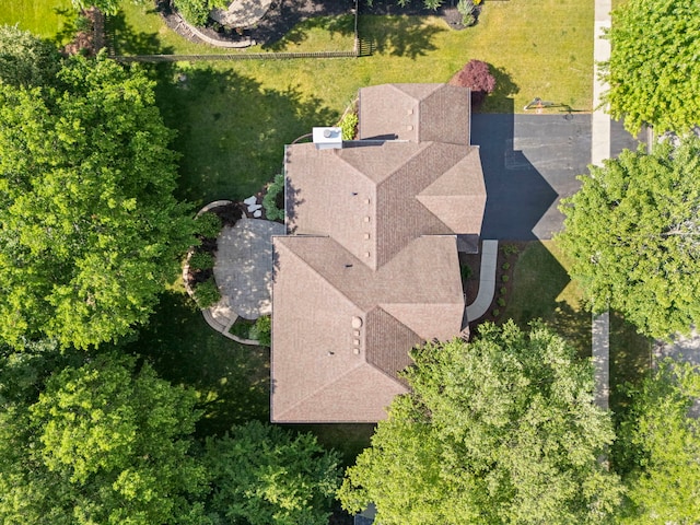 609 Spruce Ct, Oswego, IL 60543 - aerial view of property and surrounding area