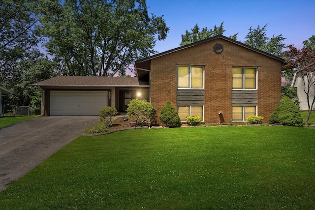 553 N Ashbury Ave, Bolingbrook, IL 60440 - photo 1