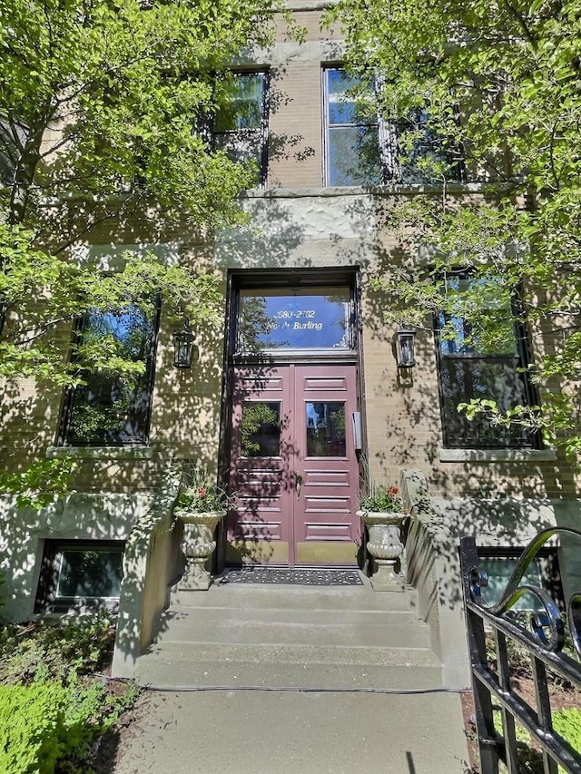 2680 N Burling St Unit 3S, Chicago, IL 60614 - view of exterior entry with french doors