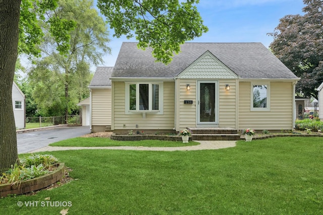 238 Weaver Dr, Cary, IL 60013 - view of front facade with roof with shingles