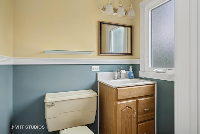 238 Weaver Dr, Cary, IL 60013 - half bath featuring toilet and vanity