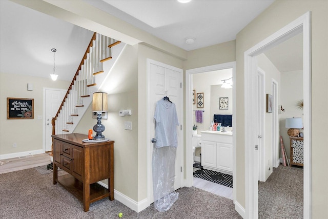 1707 Lydia Ct, Urbana, IL 61802 - full bath with vanity and baseboards