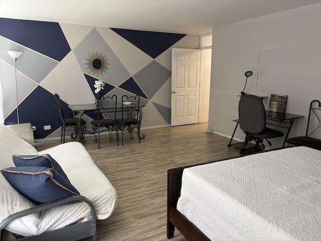 1450 E 55th Pl Unit 927S, Chicago, IL 60615 - bedroom featuring wood finished floors and baseboards