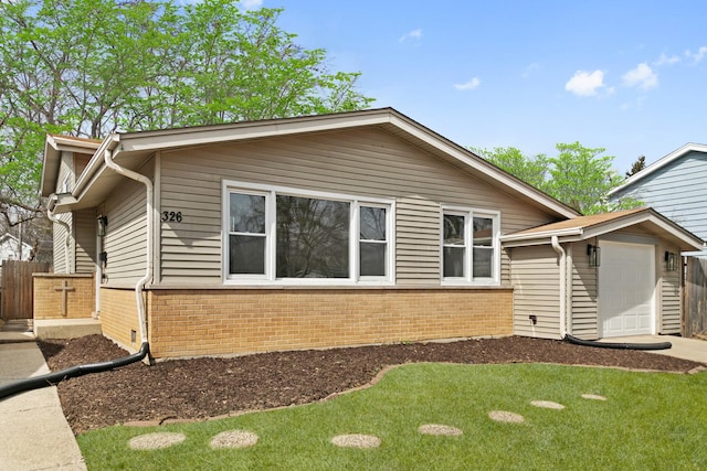 326 W Hawthorne Blvd, Mundelein, IL 60060 - view of side of property featuring brick siding and an attached garage