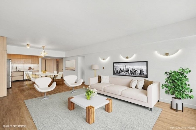 175 E Delaware Pl Unit 6021, Chicago, IL 60611 - living room with wood finished floors and baseboards