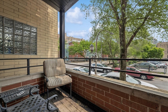 4660 N Winthrop Ave Unit 1N, Chicago, IL 60640 - view of balcony