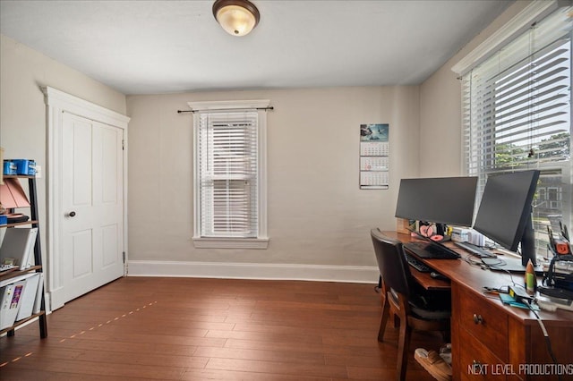 704 Cedar Ave, Saint Charles, IL 60174 - office space with hardwood / wood-style floors and baseboards