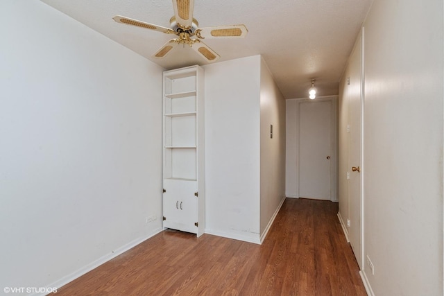 2728 N Hampden Ct Unit 103, Chicago, IL 60614 - corridor featuring wood finished floors