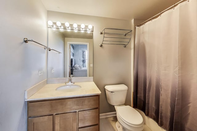 1122 W Catalpa Ave Unit 815, Chicago, IL 60640 - bathroom featuring vanity and a shower with curtain