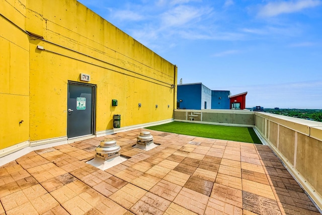 1122 W Catalpa Ave Unit 815, Chicago, IL 60640 - view of patio / terrace