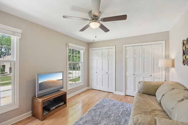 5085 Dukesberry Ln, Hoffman Estates, IL 60010 - living area with ceiling fan and wood finished floors