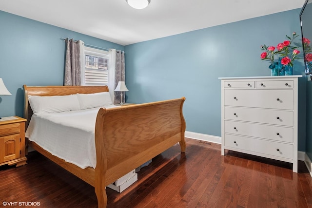 2721 Joseph Ave, Des Plaines, IL 60018 - bedroom featuring dark wood-type flooring and baseboards