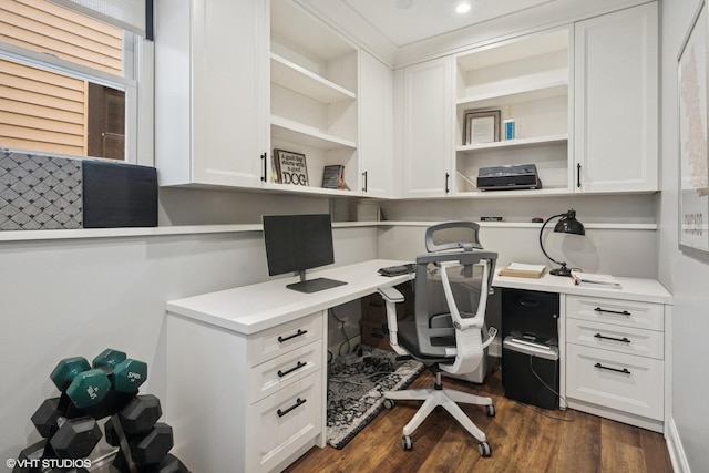 3444 N Hamilton Ave, Chicago, IL 60618 - office space featuring built in desk and dark wood-style floors