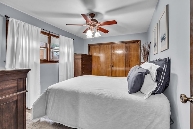 9226 S Utica Ave, Evergreen Park, IL 60805 - bedroom with ceiling fan
