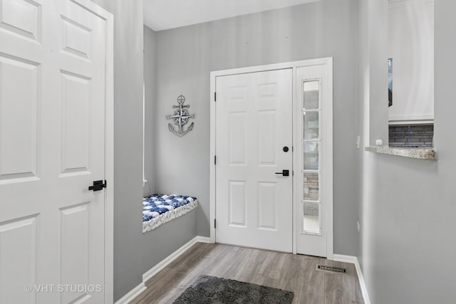 2582 Golf Ridge Cir, Naperville, IL 60563 - foyer entrance with wood finished floors and baseboards