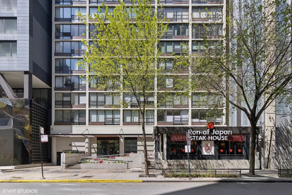 230 E Ontario St Unit 2305, Chicago, IL 60611 - photo 1