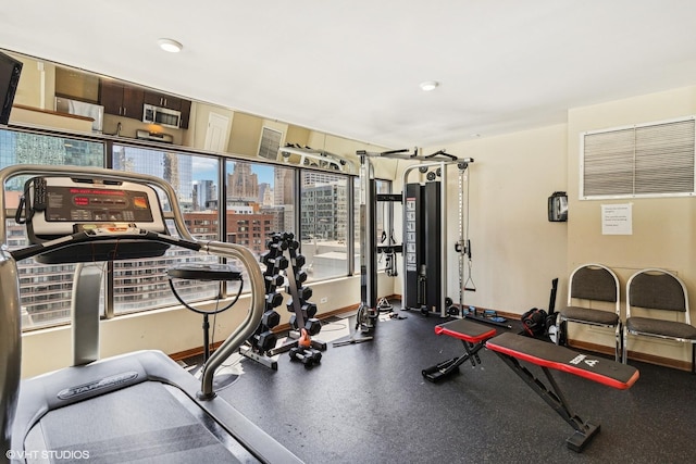 230 E Ontario St Unit 2305, Chicago, IL 60611 - workout area with baseboards and a view of city