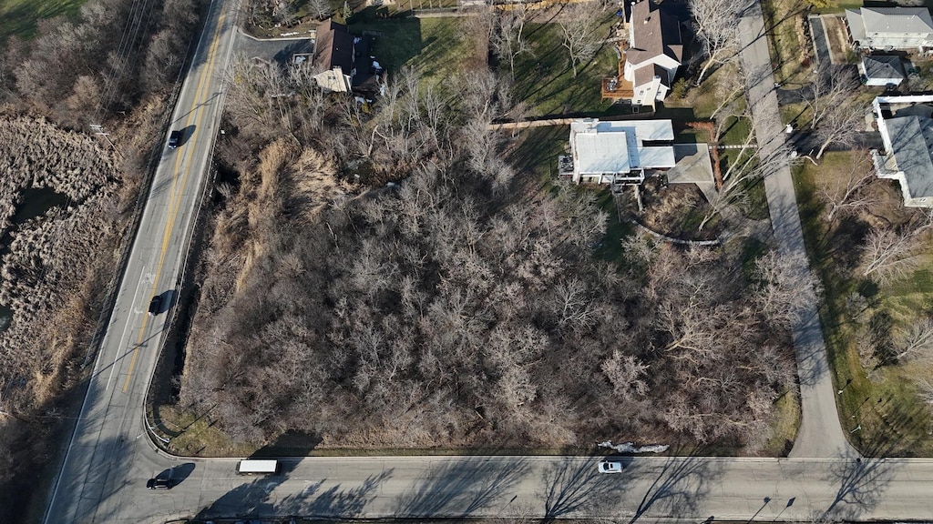 6 S Barrington Rd, Barrington, IL 60010