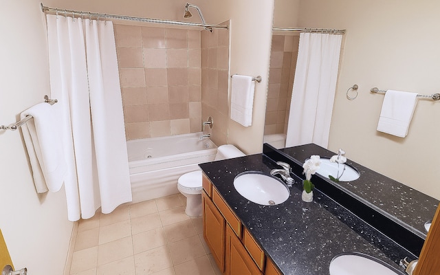 1644 W Lemoyne St Unit 1, Chicago, IL 60622 - full bath featuring double vanity and shower / tub combo with curtain