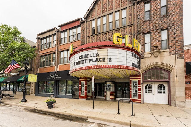 570 Crescent Blvd Unit 307, Glen Ellyn, IL 60137 - view of building exterior