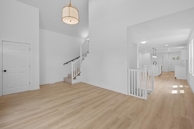 8317 S Constance Ave, Chicago, IL 60617 - foyer featuring light wood-style floors