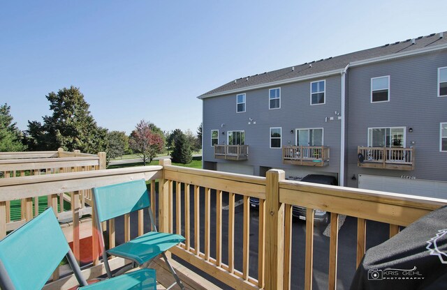 6650 Linden Trl Unit B, Wonder Lake, IL 60097 - view of wooden deck