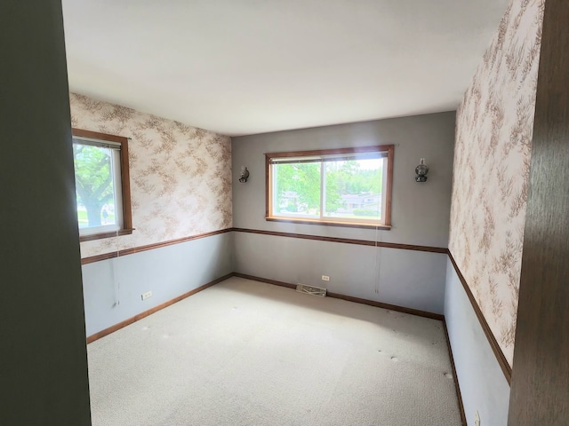624 Maple Ave, Lisle, IL 60532 - empty room featuring wallpapered walls and carpet