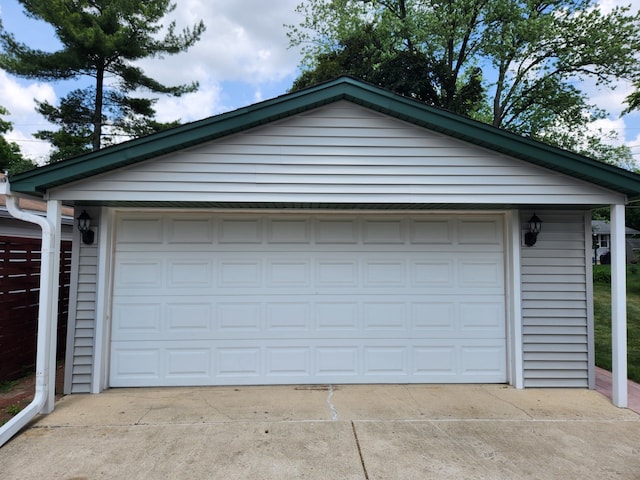 624 Maple Ave, Lisle, IL 60532 - view of detached garage