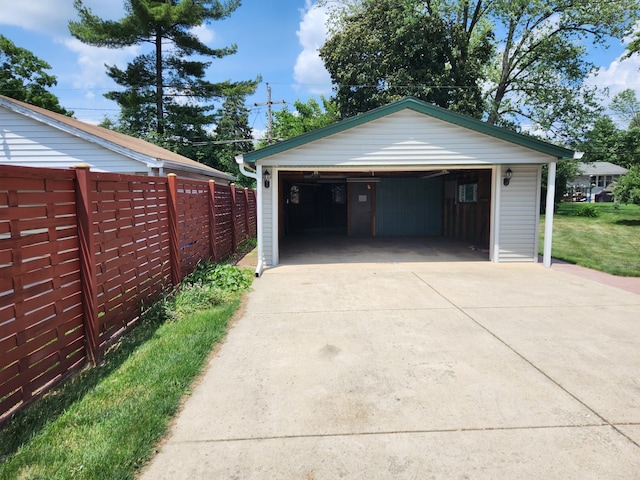 624 Maple Ave, Lisle, IL 60532 - view of detached garage