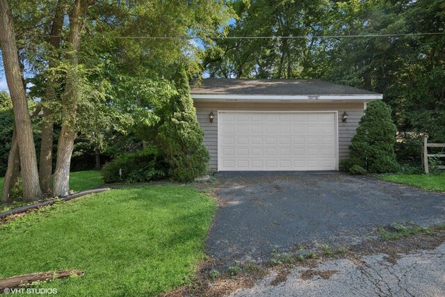 42 N Holly Ave, Fox Lake, IL 60020 - view of detached garage