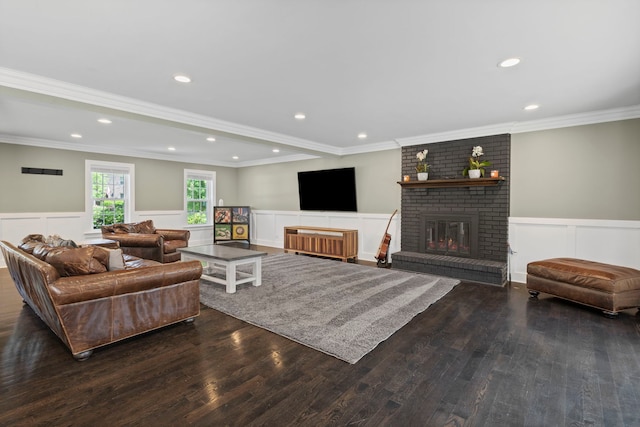 1401 Fallcreek Ct, Naperville, IL 60565 - living area featuring a decorative wall, wood finished floors, a wainscoted wall, recessed lighting, and a fireplace