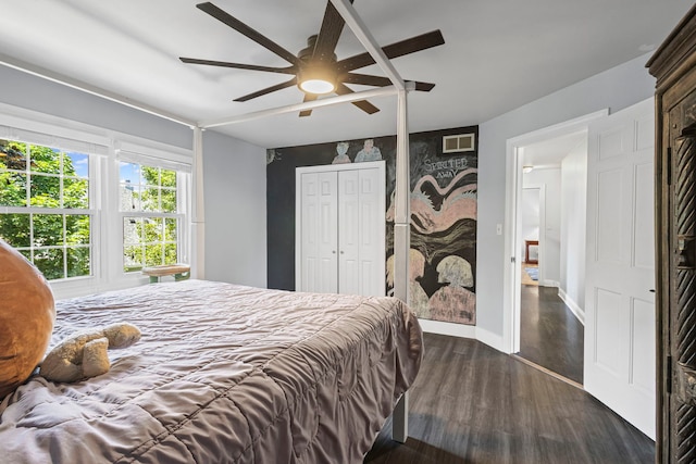 1401 Fallcreek Ct, Naperville, IL 60565 - bedroom with wood finished floors, a ceiling fan, and a closet