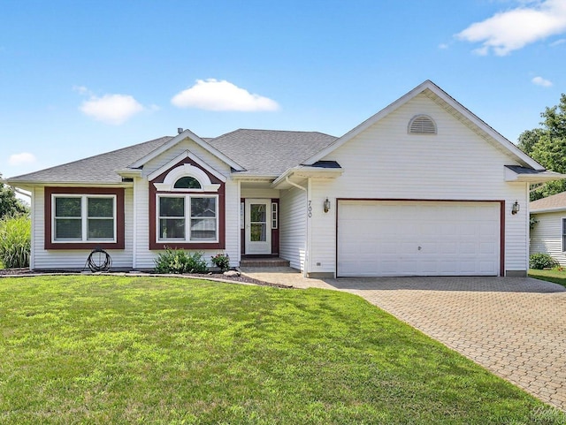 700 Cottonwood Cir, Genoa, IL 60135 - photo 1