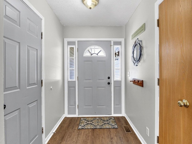 700 Cottonwood Cir, Genoa, IL 60135 - photo 7
