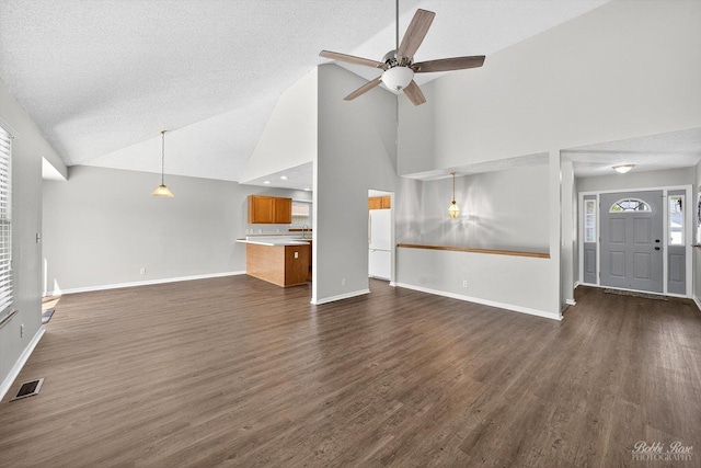 700 Cottonwood Cir, Genoa, IL 60135 - photo 9