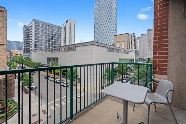 841 W Monroe St Unit 4A, Chicago, IL 60607 - balcony with a city view