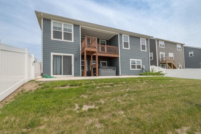 738 Kentshire Cir, Elgin, IL 60124 - rear view of house