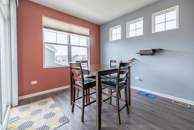 738 Kentshire Cir, Elgin, IL 60124 - dining room with dark wood-style flooring and baseboards