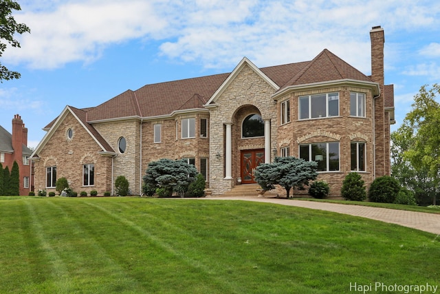 39 Forest Ln, South Barrington, IL 60010 - view of front of home with a front lawn and brick siding